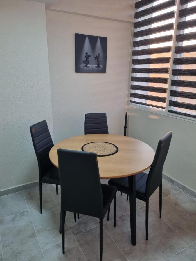 Luxury Apartments Bacau Bagian luar foto
